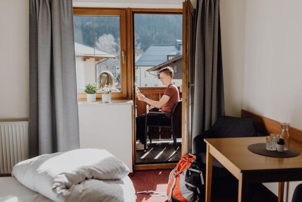 Dorfcafe Unken Hotelpension Swirtshaus Im Dorf Eksteriør bilde