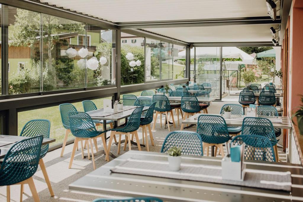 Dorfcafe Unken Hotelpension Swirtshaus Im Dorf Eksteriør bilde